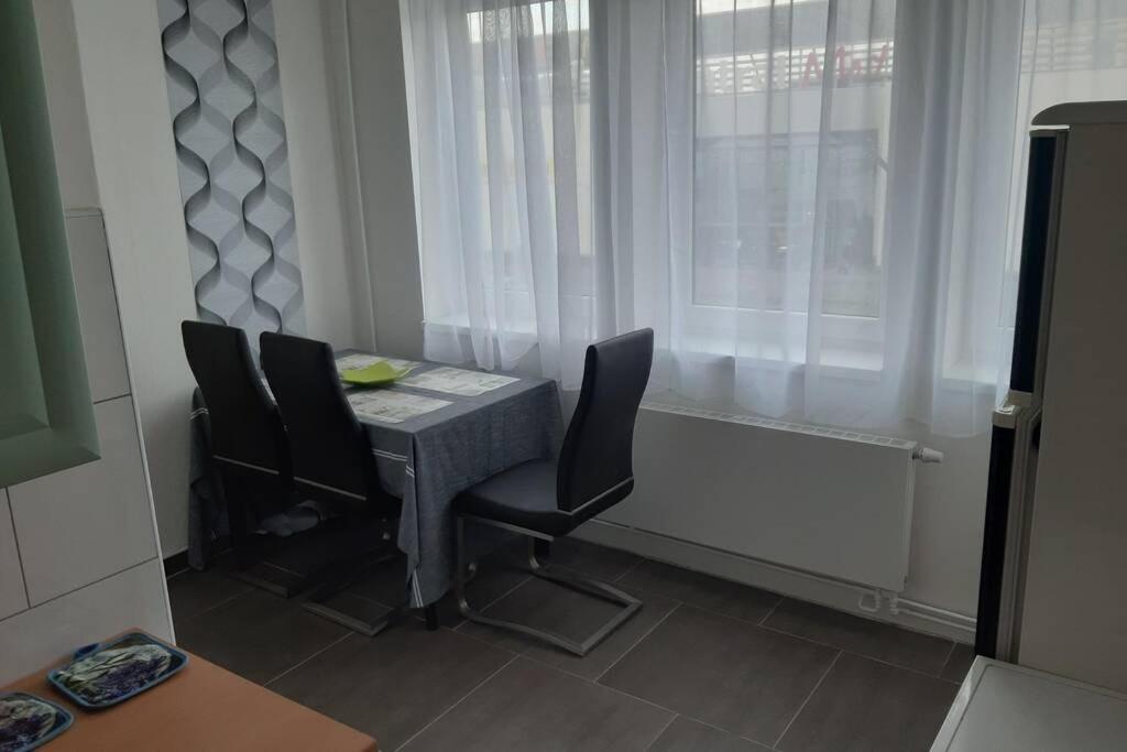 Prague Apartment In Most Near Golf Club, Aqua-Hipo-Autodrom In Most Exteriér fotografie