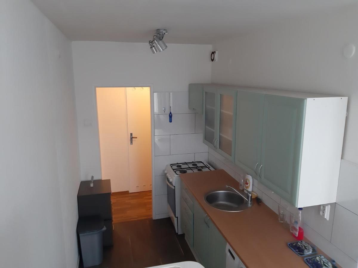 Prague Apartment In Most Near Golf Club, Aqua-Hipo-Autodrom In Most Exteriér fotografie